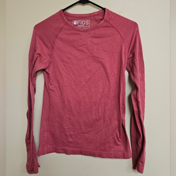 FIGS Salta Seamless XS Performance Underscrub Long Sleeve Shirt Pink Berry Top - Picture 1 of 6